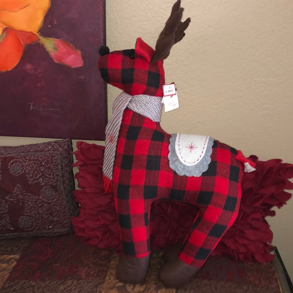 Laying Merry Moose❤️🖤❤️ - Picture 2 of 10